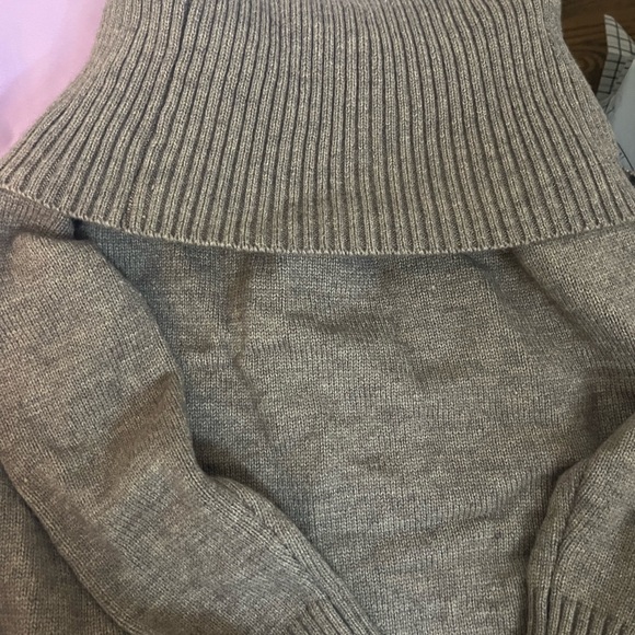 off the shoulder mocha brown sweater size S - Picture 2 of 2